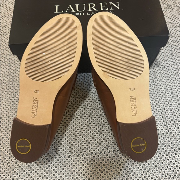 Ralph Lauren Wynnie Burnished Leather Loafer - Picture 7 of 12